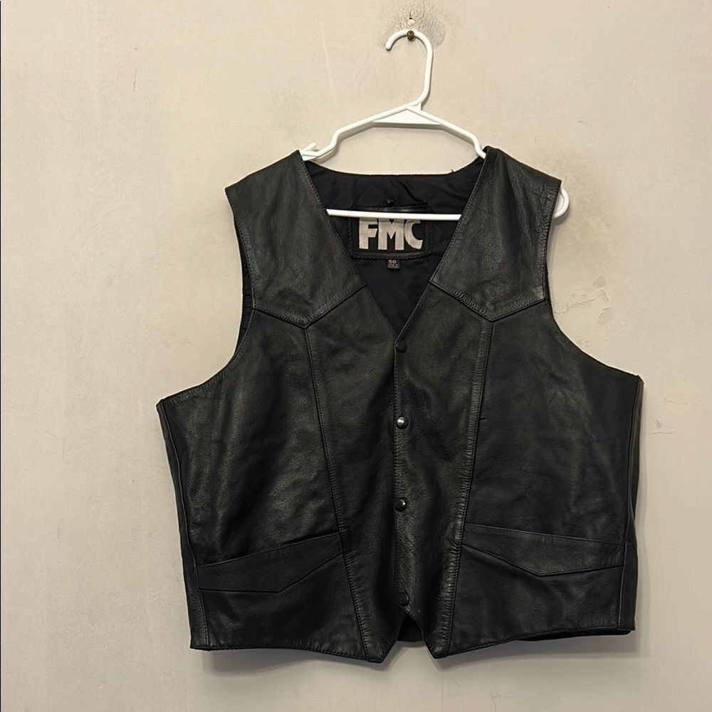 FMC black leather motorcycle vest Size 50 EUC